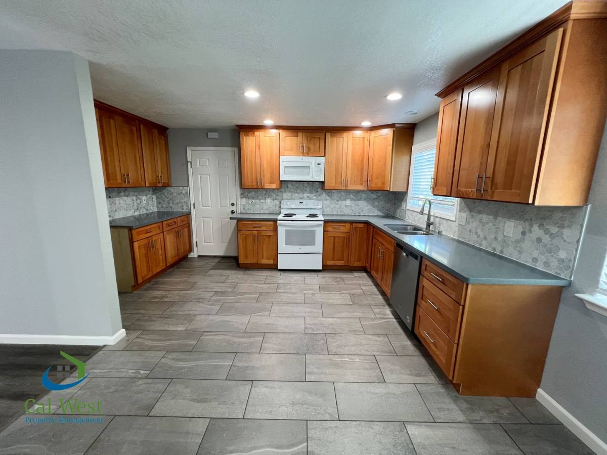 House for rent at 1567 Oriole Ave, Sunnyvale, CA 94087