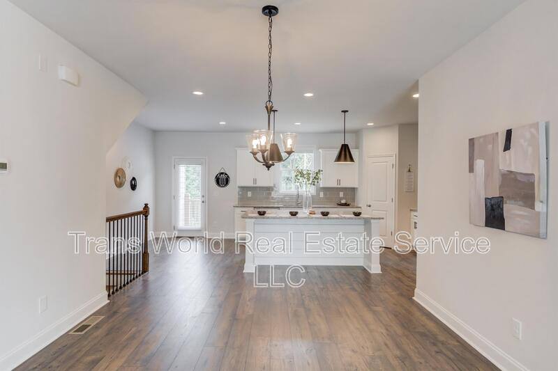 Townhouse for rent at 1290 Ainsworth Alley #1, Buford, GA 30518