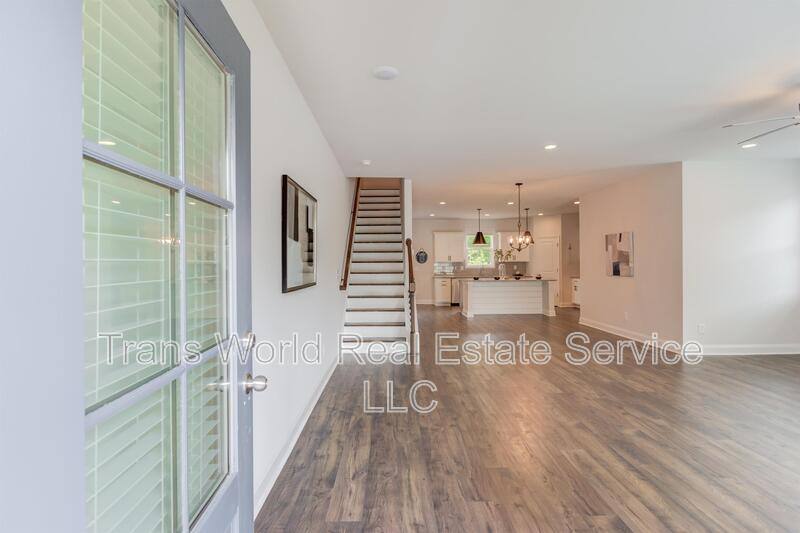 Townhouse for rent at 1290 Ainsworth Alley #1, Buford, GA 30518