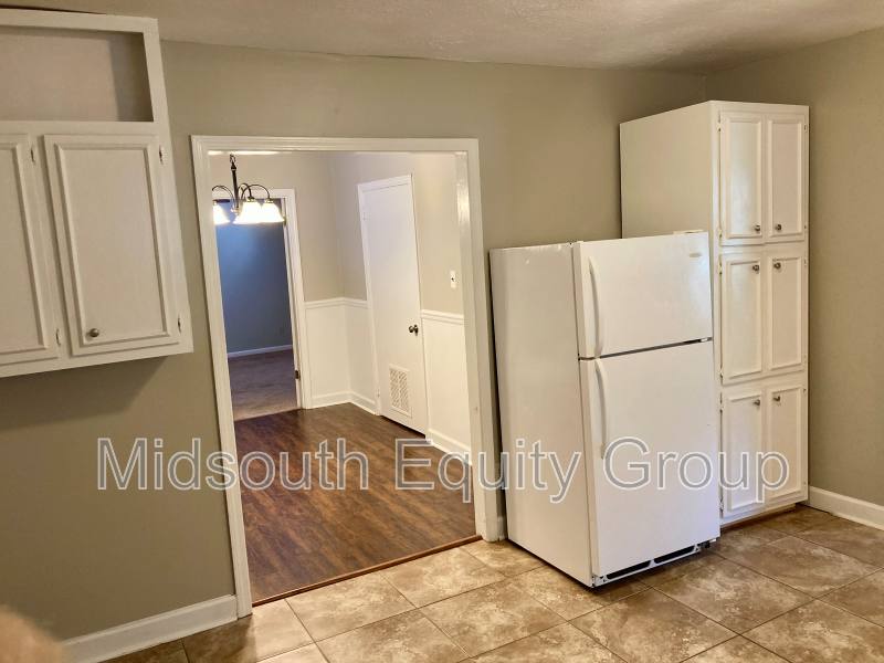 House for rent at 54 Monroe Ave, Jackson, TN 38301