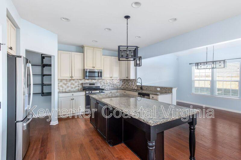 House for rent at 331 Spring Hill Place, Smithfield, VA 23430