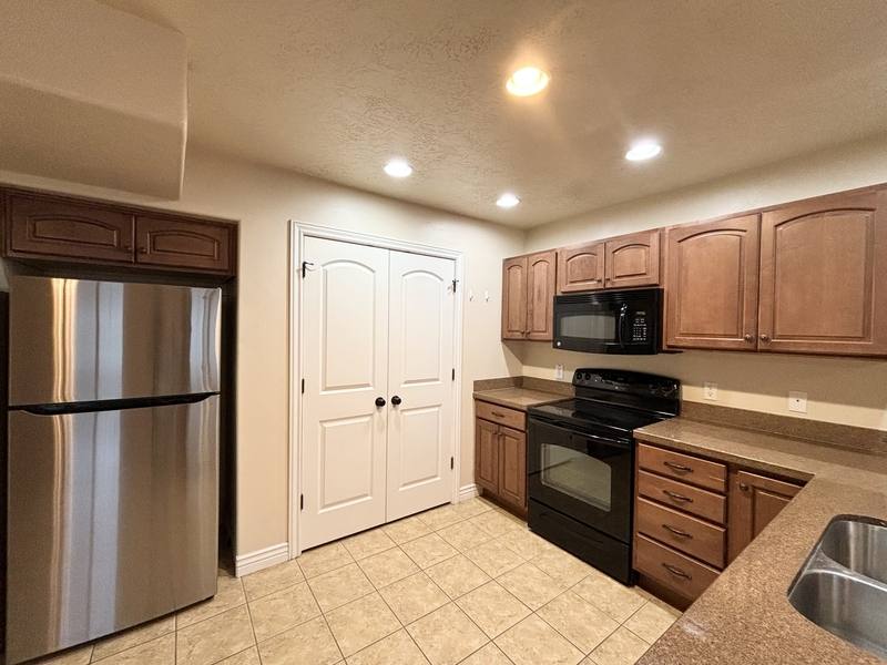Townhouse for rent at 1014 Village River Lane, Midvale, UT 84047