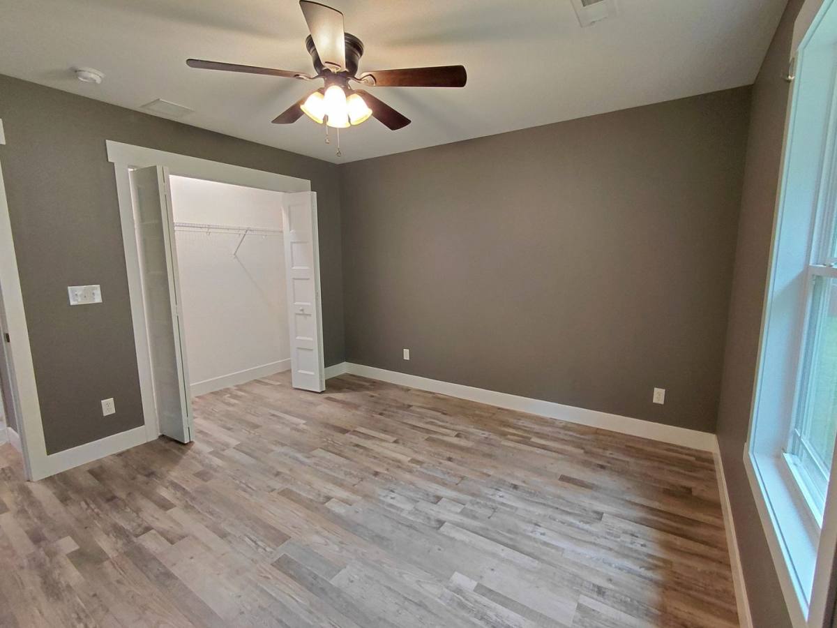 House for rent at 20955 Halifax Dr, Saint Robert, MO 65584