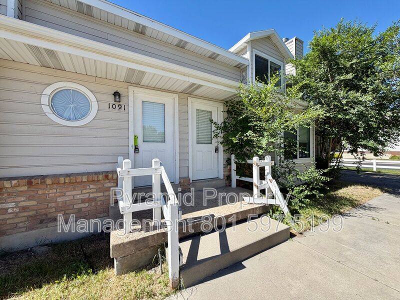 House for rent at 1099 Shepard Lane, Farmington, UT 84025