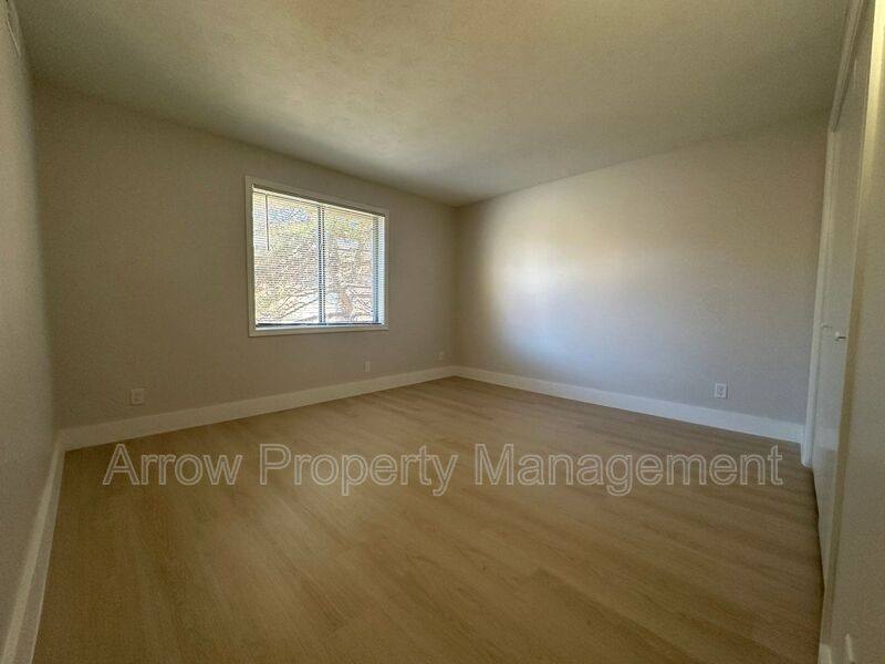 Apartment for rent at 3331 Holdrege St #10, Lincoln, NE 68503