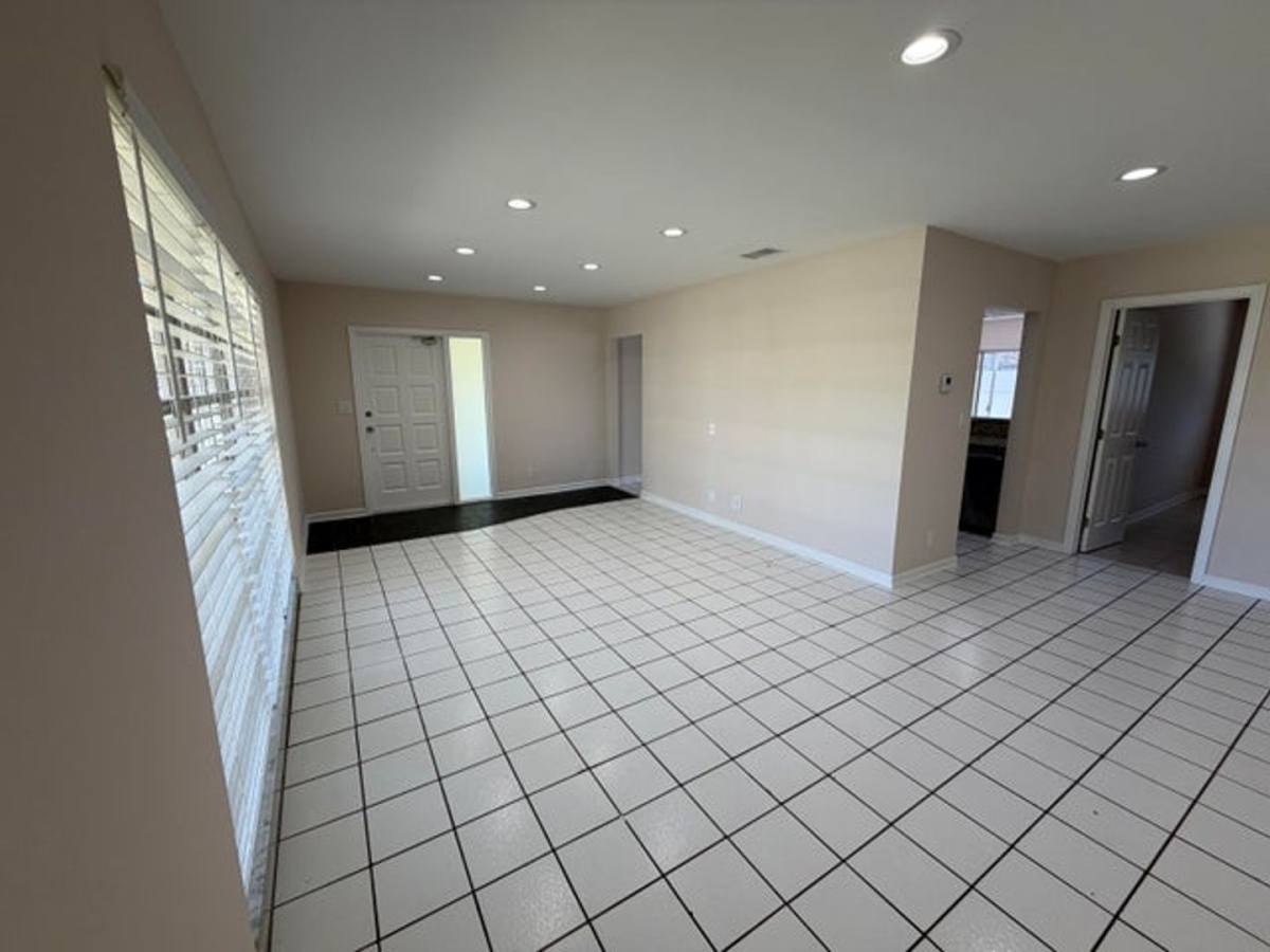House for rent at 499 W Conference Dr, Boca Raton, FL 33486