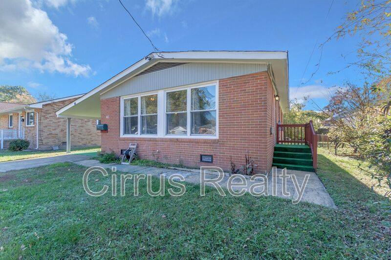 House for rent at 417 Greenbriar Ave, Hampton, VA 23661