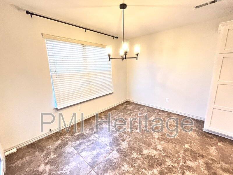 House for rent at 206 Peyton St, Lowell, AR 72745