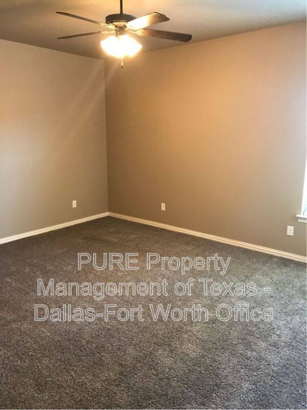 Apartment for rent at 3011 Enchanted Rd, Granbury, TX 76049