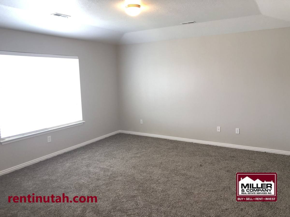 House for rent at 12461 S Iron Sight Way 4560 W, Herriman, UT 84096