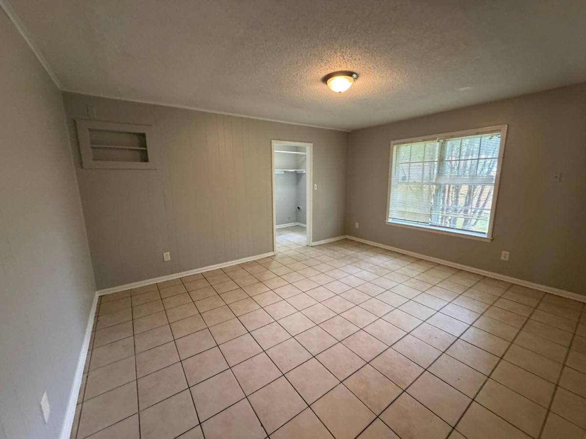 House for rent at 5071 Gray Dr, Horn Lake, MS 38637