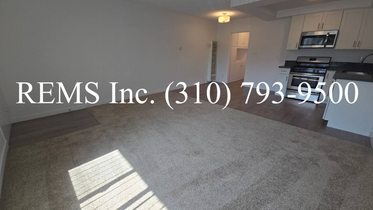 Apartment for rent at 4954 W 119th St, Hawthorne, CA 90250
