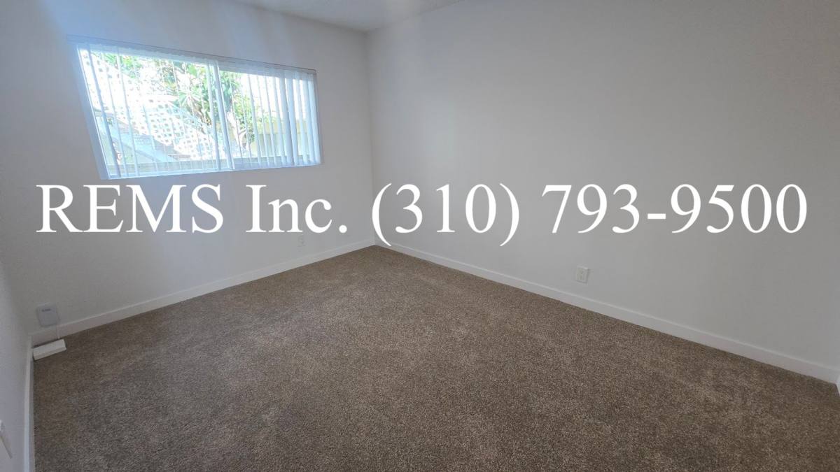 Apartment for rent at 4954 W 119th St, Hawthorne, CA 90250