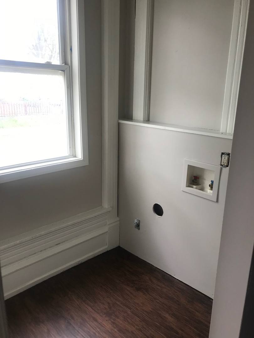 Apartment for rent at 458 W Clinton St, Frankfort, IN 46041