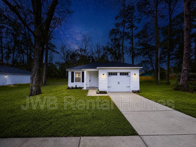 House for rent at 3848 Soutel Dr, Jacksonville, FL 32208