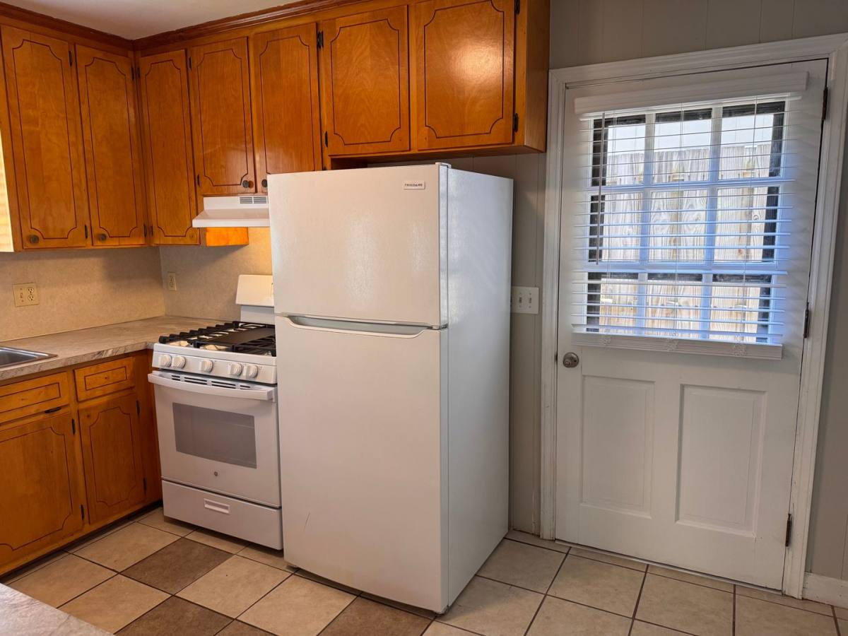 Apartment for rent at 503-A & B Hamlin St, Asheboro, NC 27203