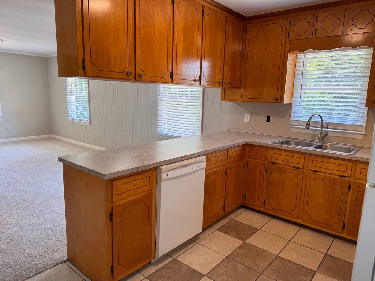 Apartment for rent at 503-A & B Hamlin St, Asheboro, NC 27203