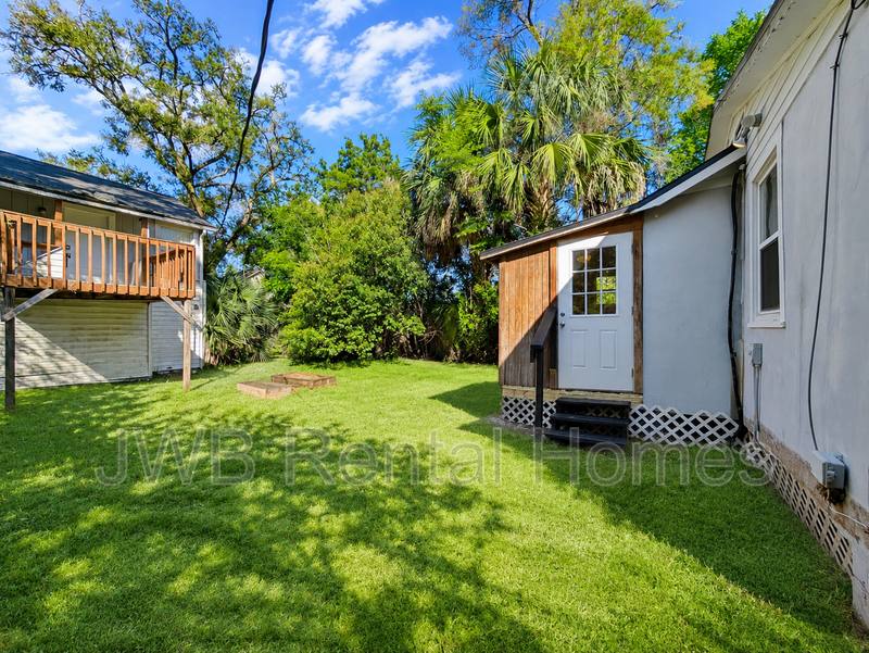 Apartment for rent at 1610 Minerva Ave, Jacksonville, FL 32207