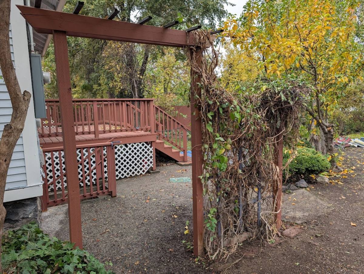 Apartment for rent at 319 7th Ave, Lewiston, ID 83501