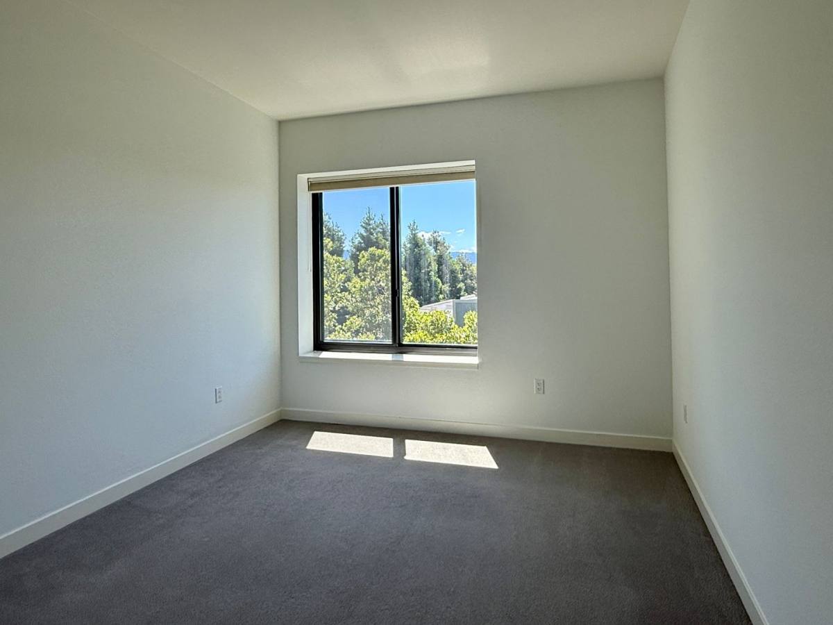 Apartment for rent at 88 Bush St, San Jose, CA 95126