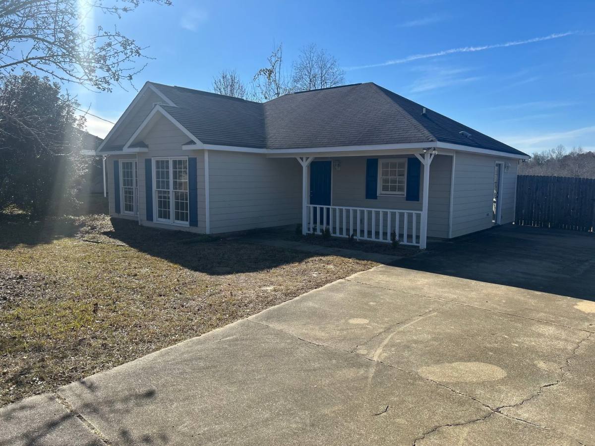 House for rent at 54 Lee Rd, Phenix City, AL 36870