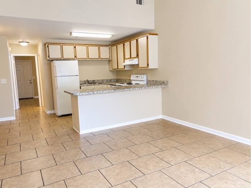 Townhouse for rent at 1181 Ocala Rd, Tallahassee, FL 32304