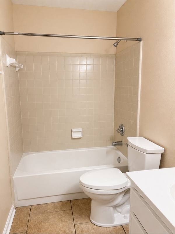 Townhouse for rent at 1181 Ocala Rd, Tallahassee, FL 32304