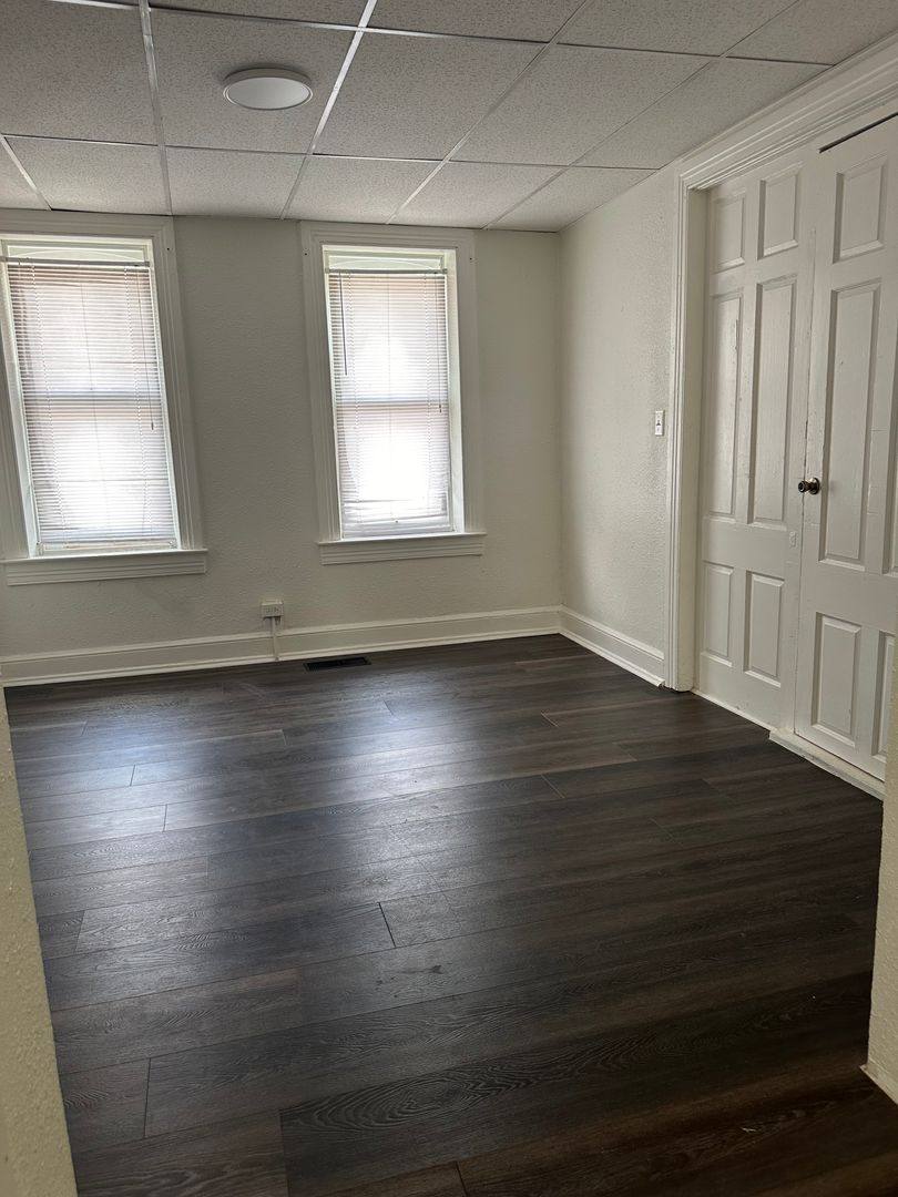 Apartment for rent at 326 E King St, York, PA 17403