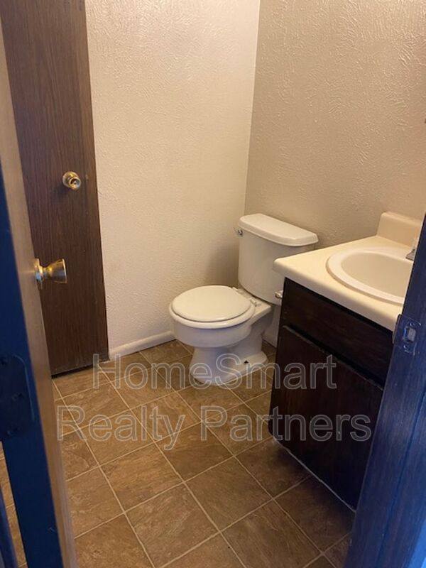House for rent at 165 F Monroe Ave, Green River, WY 82935