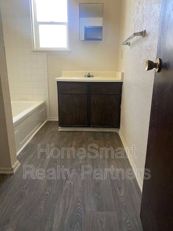 House for rent at 165 F Monroe Ave, Green River, WY 82935