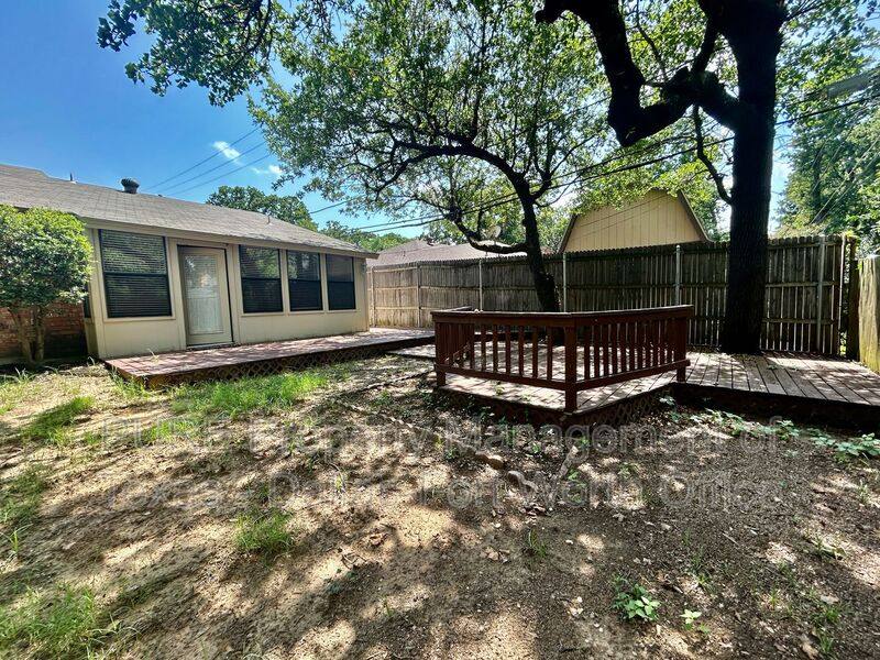 House for rent at 4707 Burning Springs Dr, Arlington, TX 76017