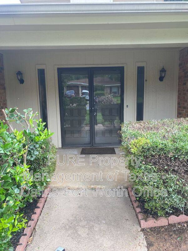 House for rent at 4707 Burning Springs Dr, Arlington, TX 76017