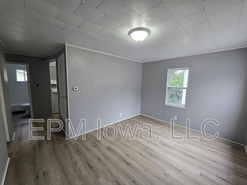 House for rent at 606 Wyoming St, Waterloo, IA 50703