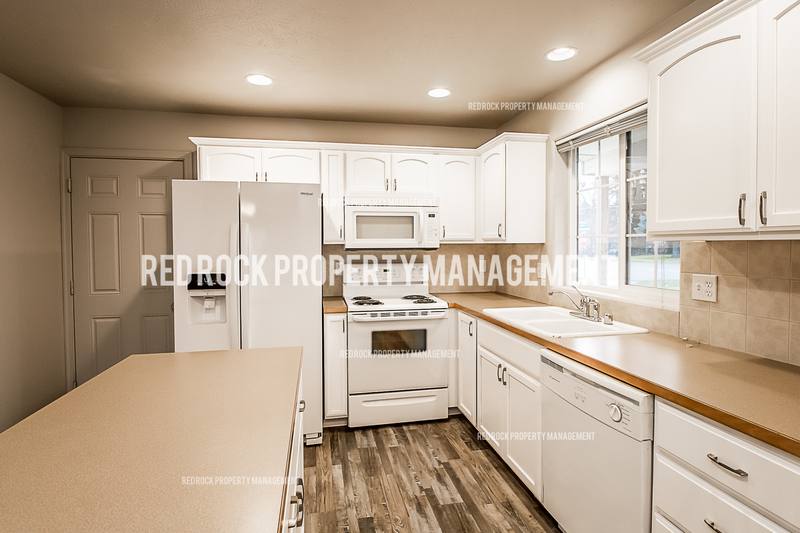 Townhouse for rent at 1603 Drummond St, Greenacres, WA 99016