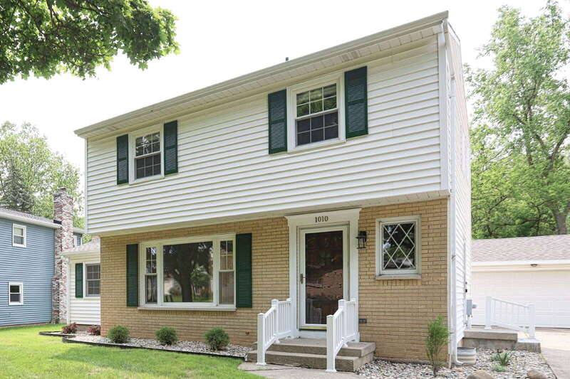 House for rent at 1010 N Hampton Dr NE, Grand Rapids, MI 49505