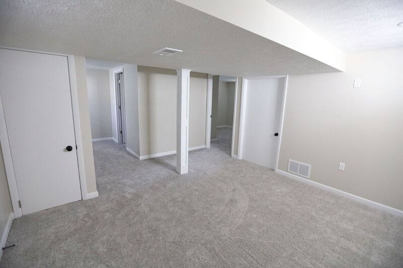 House for rent at 1010 N Hampton Dr NE, Grand Rapids, MI 49505