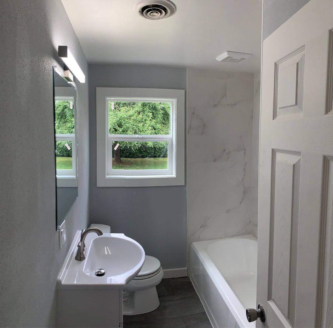 House for rent at 2510 SE Chestnut St, Portland, OR 97267