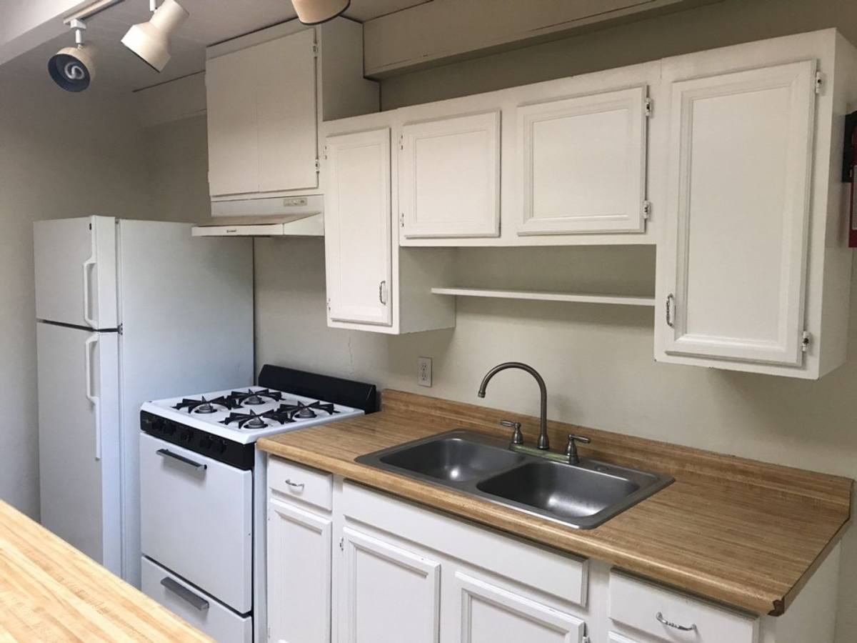 Apartment for rent at 836-838 Douglass Ave, Davis, CA 95616