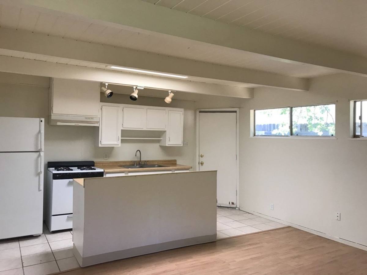 Apartment for rent at 836-838 Douglass Ave, Davis, CA 95616