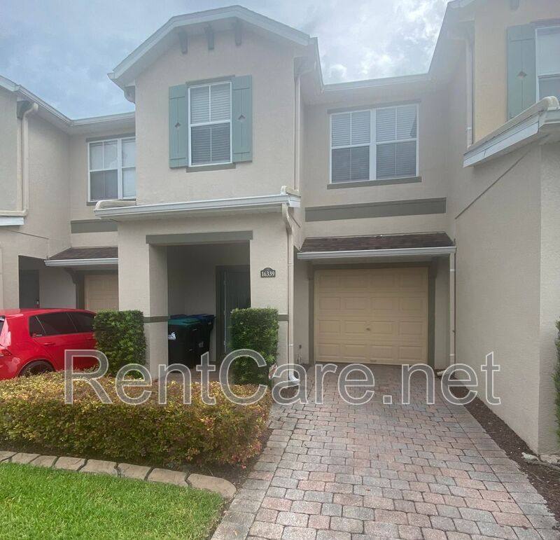 Townhouse for rent at 16339 Old Ash Loop, Orlando, FL 32828