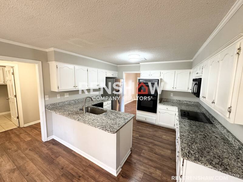 House for rent at 8177 Kimbrook Dr, Germantown, TN 38138