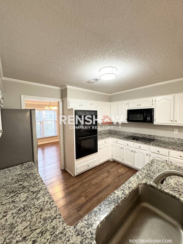 House for rent at 8177 Kimbrook Dr, Germantown, TN 38138
