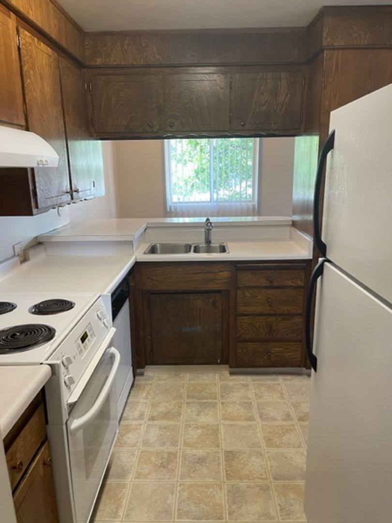 Apartment for rent at 6248 Westside Rd, Redding, CA 96001