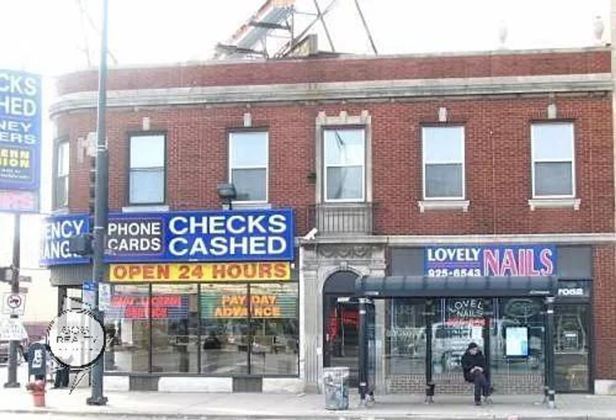 Apartment for rent at 7054 S Western Ave, Chicago, IL 60636