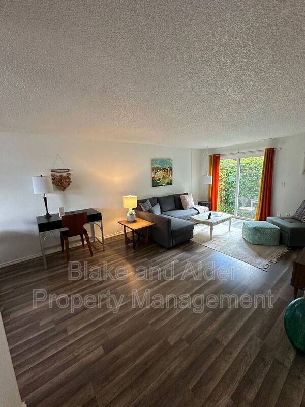 House for rent at 5934 SW 30th Ave, Portland, OR 97239