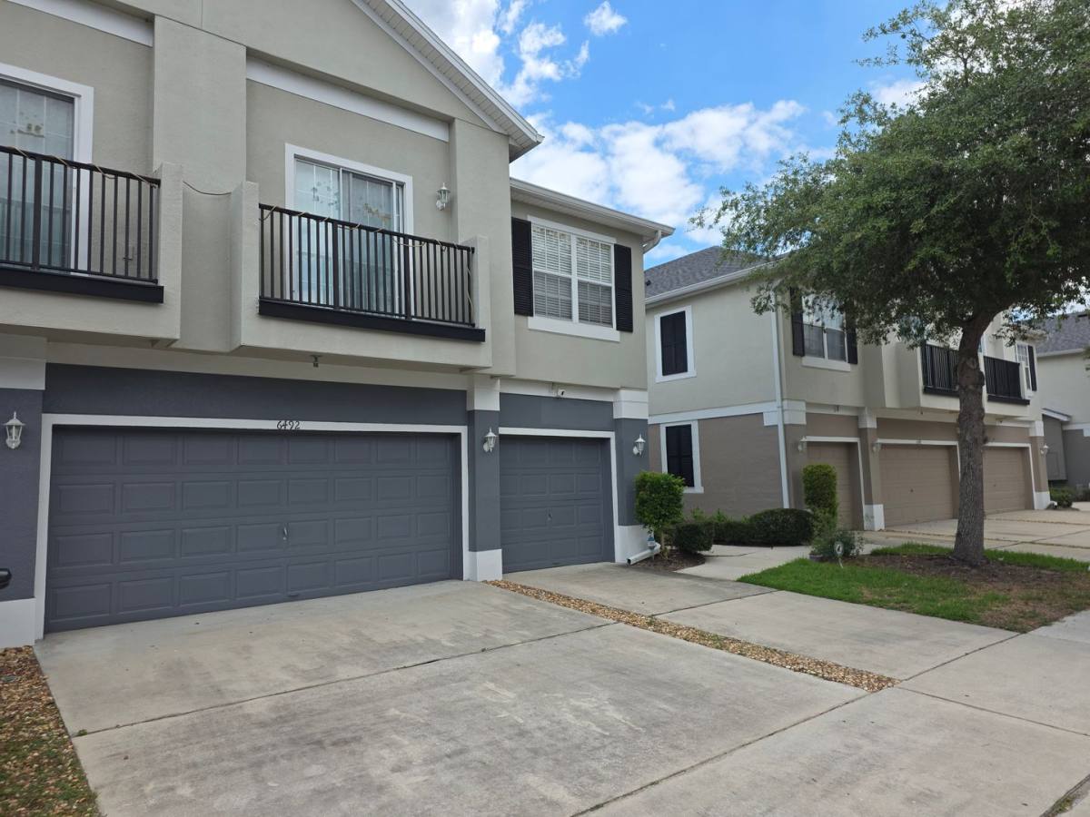 Townhouse for rent at 6492 S Goldenrod Rd, Orlando, FL 32822