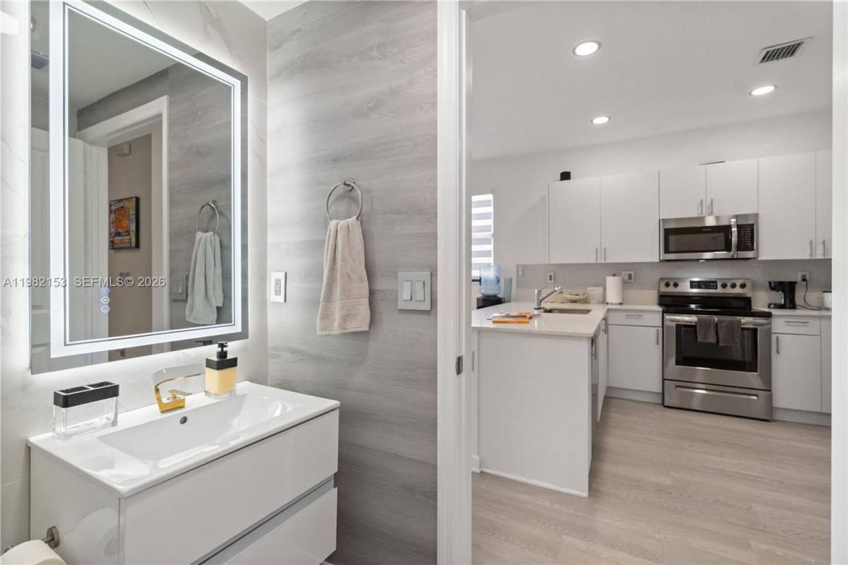 Townhouse for rent at 28500 SW 133rd Path, Homestead, FL 33033