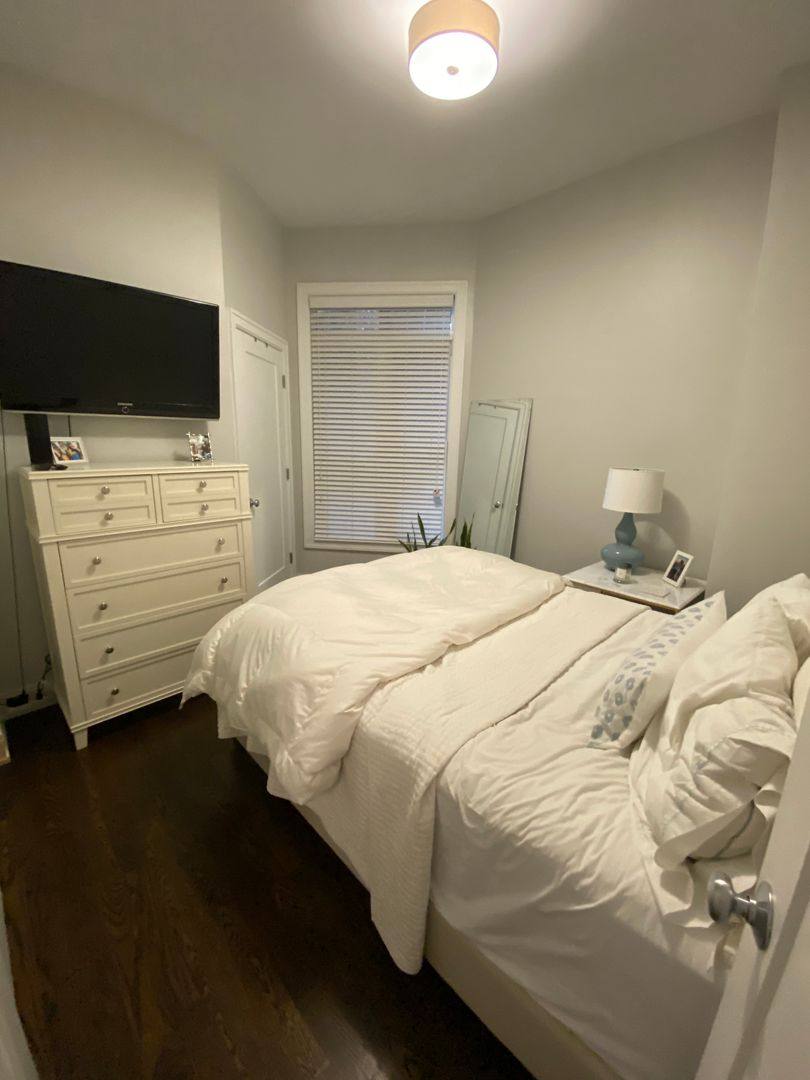Apartment for rent at 1155 W Wrightwood, Chicago, IL 60614