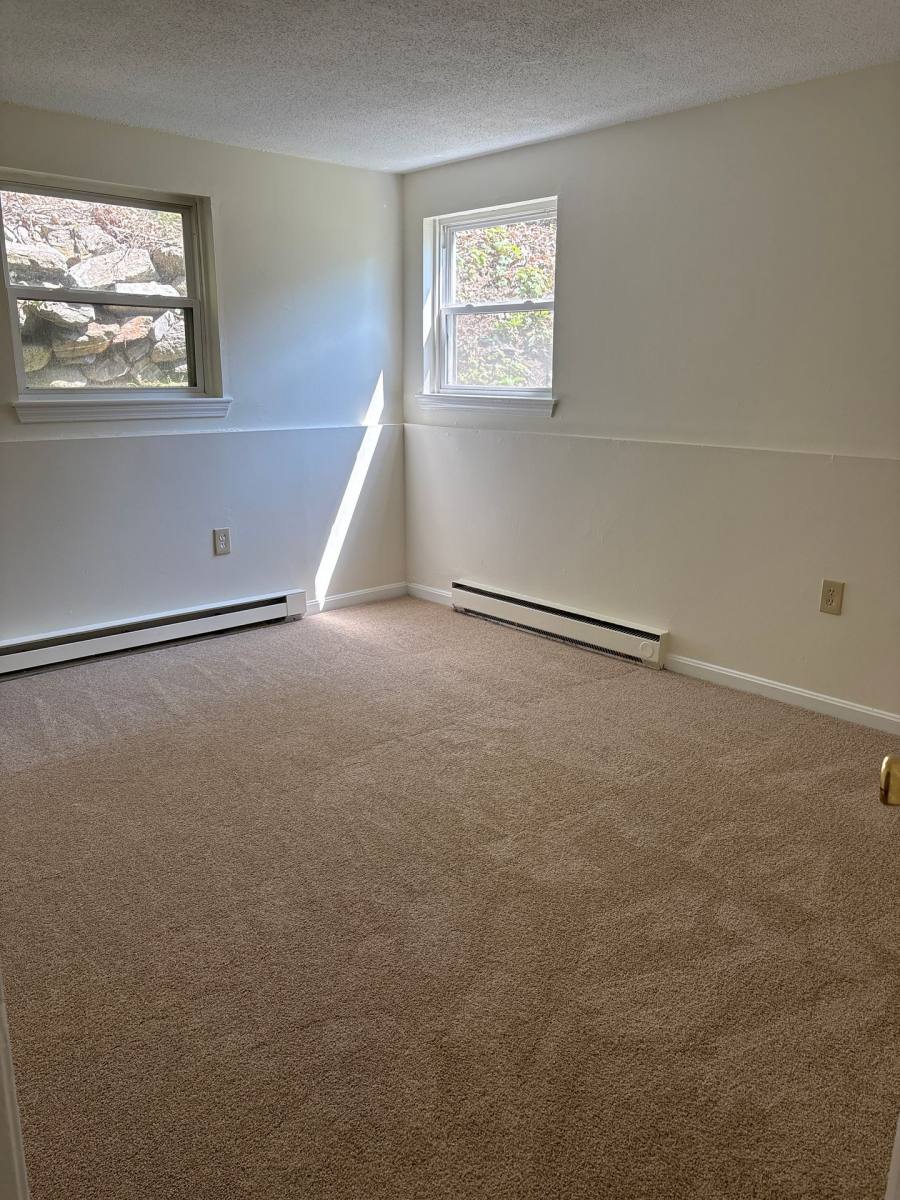 Apartment for rent at 1 High Ridge Dr, Dover, NH 03820