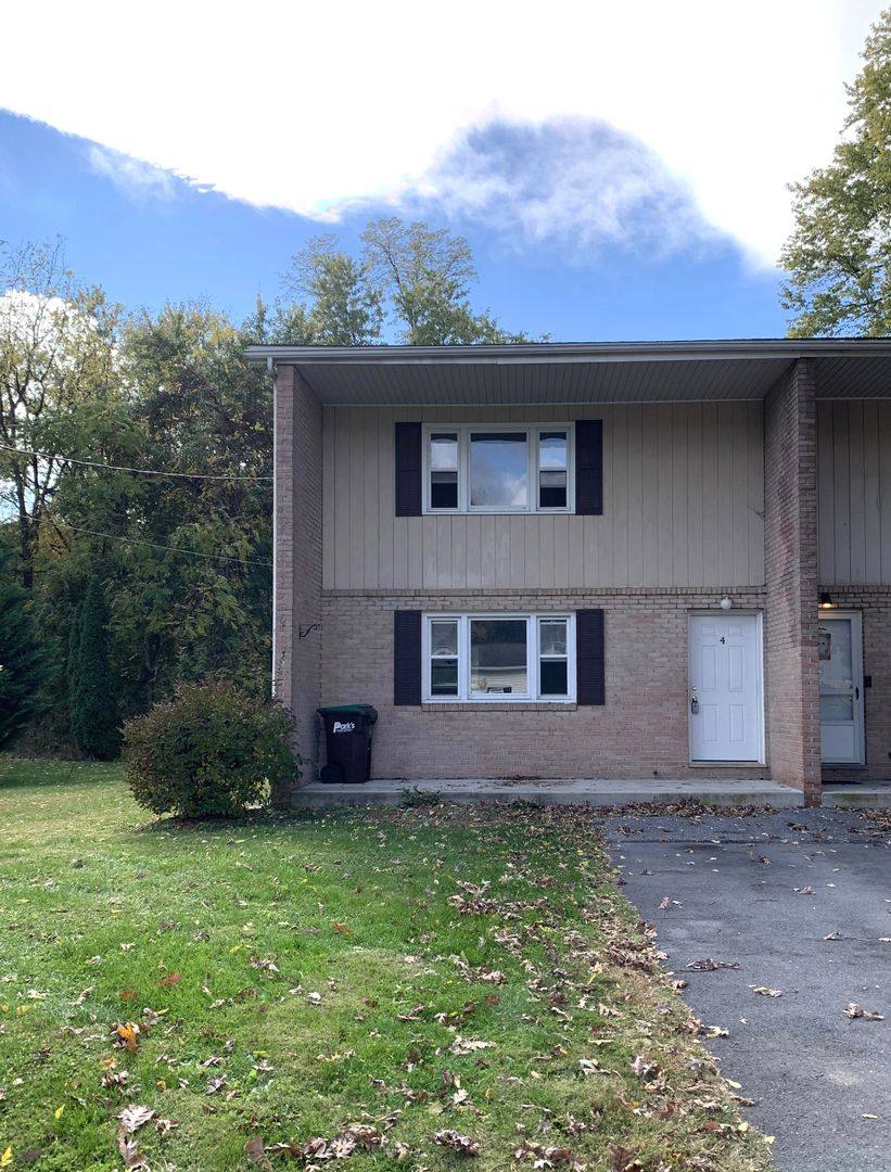 Apartment for rent at 230 Garman Dr, Chambersburg, PA 17201